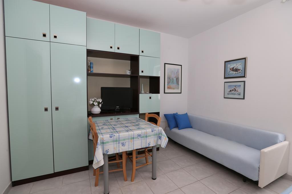 Apartments Ljubica Baška Buitenkant foto